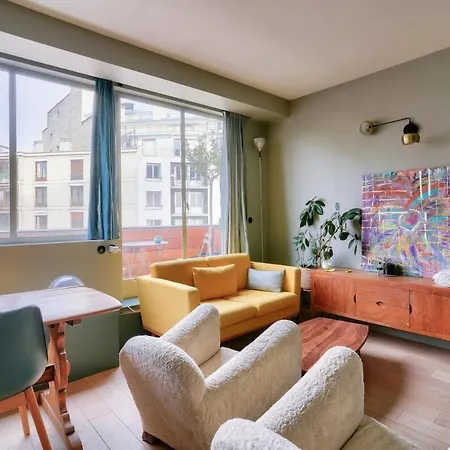 شقة 1br Flat With Balcony Near The Eiffel Tower