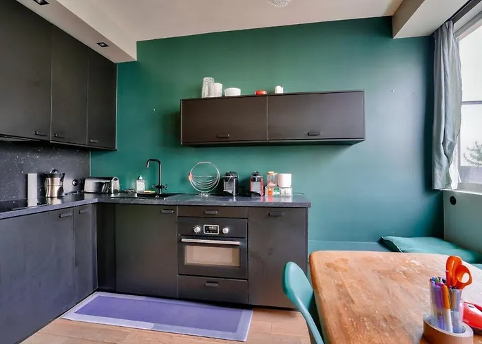 Apartment 1br Flat With Balcony Near The Eiffel Tower *